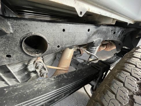 Used 2015 Chevrolet Silverado 2500 W/T w/ Snow Plow Prep Package image 23