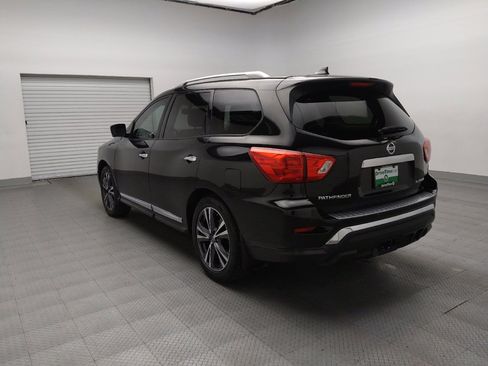 Used 2020 Nissan Pathfinder Platinum image 5