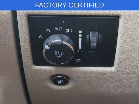 Certified 2020 Jeep Grand Cherokee Limited w/ Premium Lighting Group AWD/4WD image 19