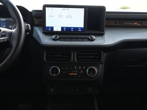 Used 2024 Ford Maverick Lariat AWD/4WD image 11