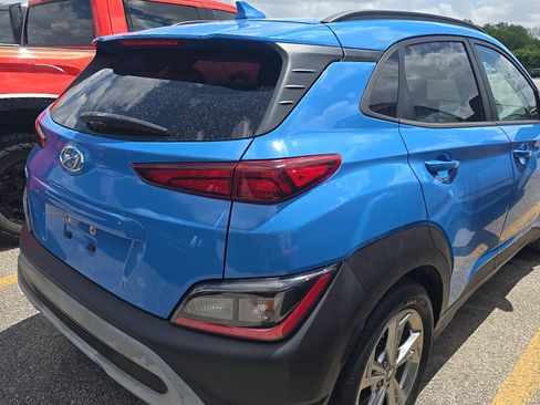 Used 2022 Hyundai Kona SEL w/ Convenience Package FWD image 6