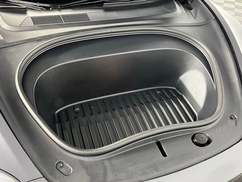 Used 2025 Tesla Model 3 Long Range image 31