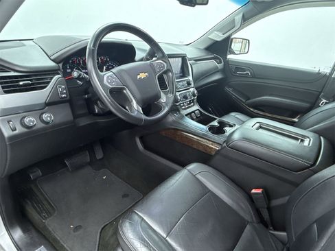 Used 2018 Chevrolet Tahoe LT image 12