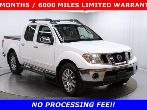 Used 2011 Nissan Frontier SL image 1
