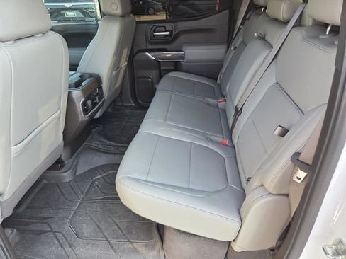 Used 2019 Chevrolet Silverado 1500 LTZ w/ LTZ Premium Package AWD/4WD image 31