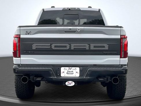 Used 2025 Ford F150 Raptor AWD/4WD image 6