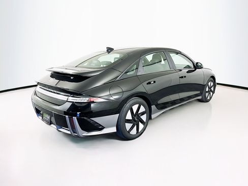 Used 2024 Hyundai Ioniq 6 SE RWD image 9