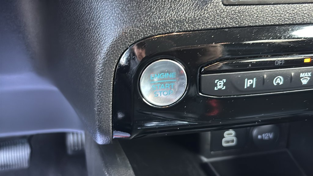 Used 2024 Ford Escape Platinum AWD/4WD image 12