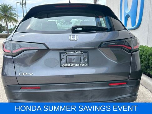 Used 2024 Honda HR-V LX image 8