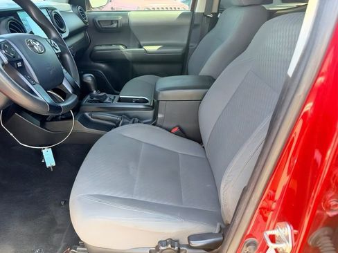 Used 2020 Toyota Tacoma SR RWD image 15