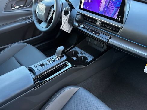 New 2026 Toyota Prius XLE image 18
