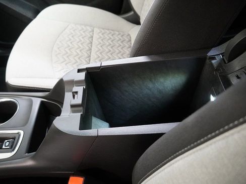 Used 2024 Chevrolet Equinox LS image 23