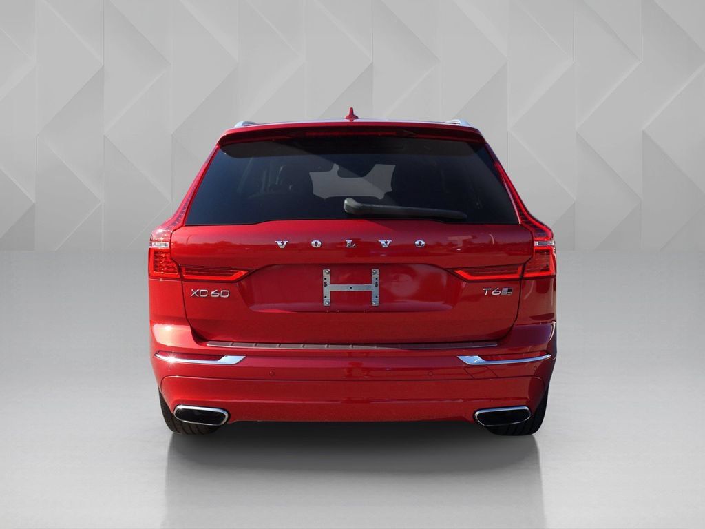 Used 2019 Volvo XC60 T6 Inscription w/ Protection Package Premier AWD/4WD image 4