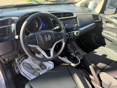 Used 2020 Honda Fit LX image 11