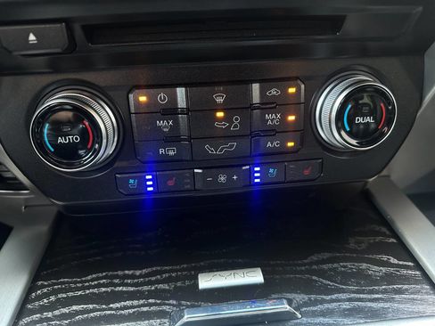 Used 2018 Ford F150 Platinum w/ Equipment Group 701A Luxury image 55