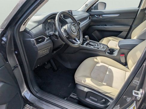 Used 2018 MAZDA CX-5 Touring FWD image 10