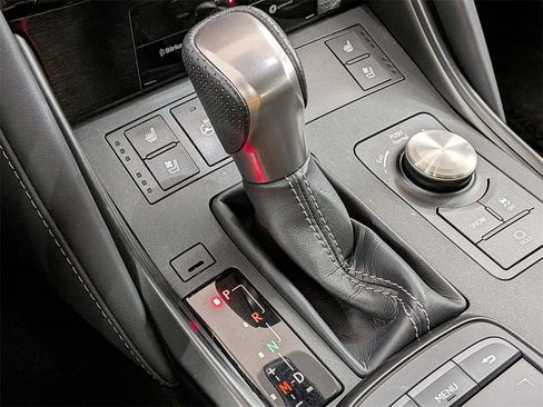 Used 2022 Lexus IS 350 F Sport image 28