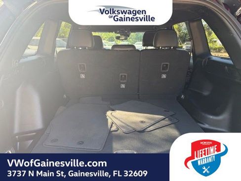 Used 2024 Jeep Grand Cherokee Altitude RWD image 7