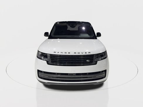 Used 2023 Land Rover Range Rover Long Wheelbase SE image 5