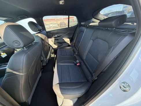 New 2026 Buick Envista Sport Touring w/ Convenience I Package FWD image 18