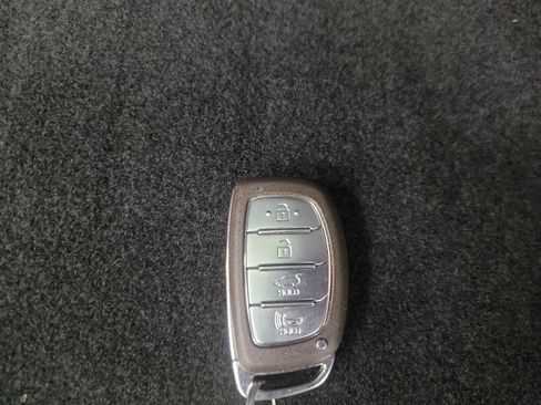 Used 2021 Hyundai Tucson Limited w/ Cargo Package AWD/4WD image 32