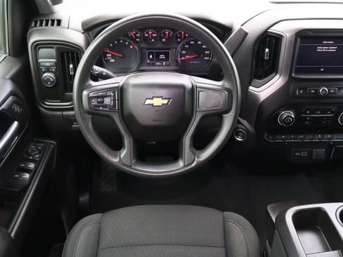 Used 2023 Chevrolet Silverado 1500 Custom image 10