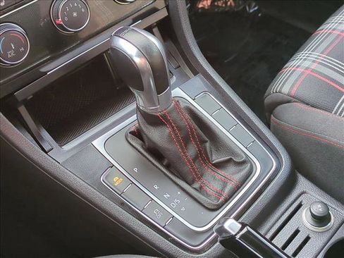 Used 2015 Volkswagen GTI S image 13