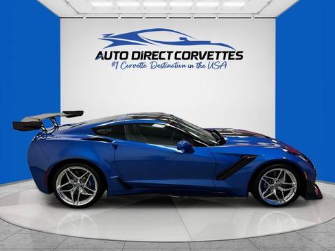 Used 2019 Chevrolet Corvette ZR1 RWD image 7