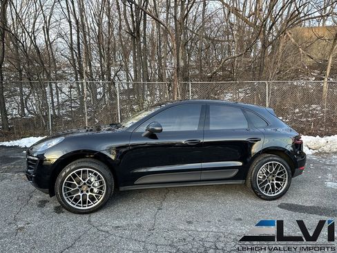 Used 2016 Porsche Macan S image 16