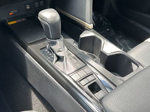 Certified 2025 Toyota Camry SE FWD image 31