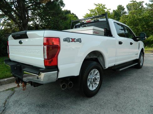 Used 2021 Ford F250 XLT w/ XLT Value Package AWD/4WD image 9