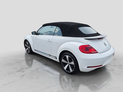 Used 2013 Volkswagen Beetle 2.0T FWD image 6