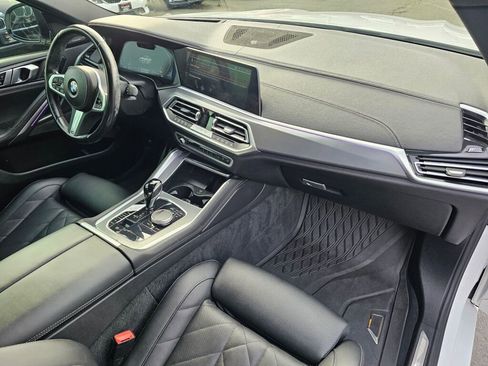 Used 2023 BMW X6 xDrive40i w/ M Sport Package image 11