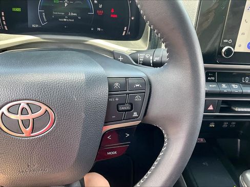 Used 2026 Toyota Camry SE w/ Convenience Package FWD image 24