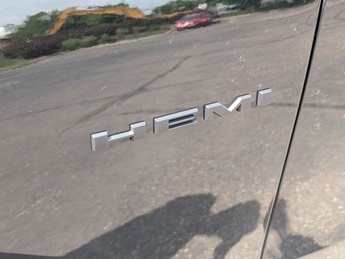 Used 2025 Dodge Durango R/T AWD/4WD image 8