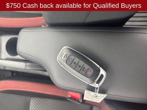 New 2025 Nissan Versa SR w/ Trunk Package image 29