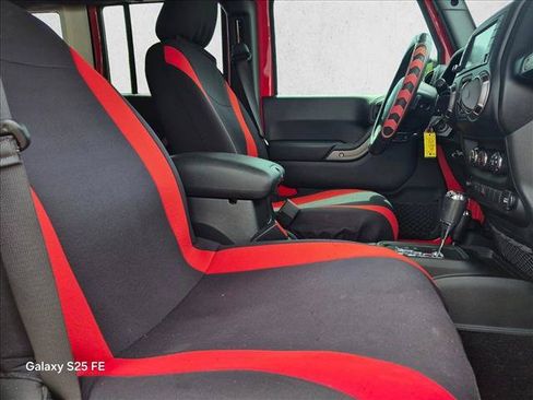 Used 2018 Jeep Wrangler Unlimited Sport S AWD/4WD image 19