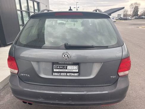 Used 2012 Volkswagen Jetta TDI image 3