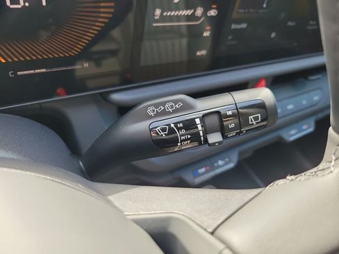 New 2027 Kia Seltos X-Line S w/ X-Line S Premium Package AWD/4WD image 29