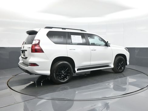 Used 2022 Lexus GX 460 w/ Black Line Special Edition AWD/4WD image 7