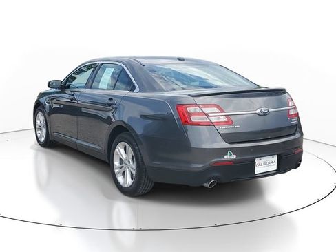 Used 2017 Ford Taurus SEL w/ Equipment Group 201A FWD image 3