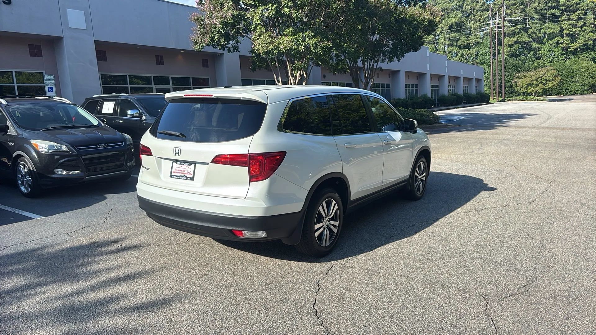 Used 2017 Honda Pilot EX-L image 5