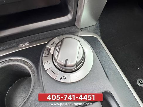 Used 2021 Toyota 4Runner Limited AWD/4WD image 20