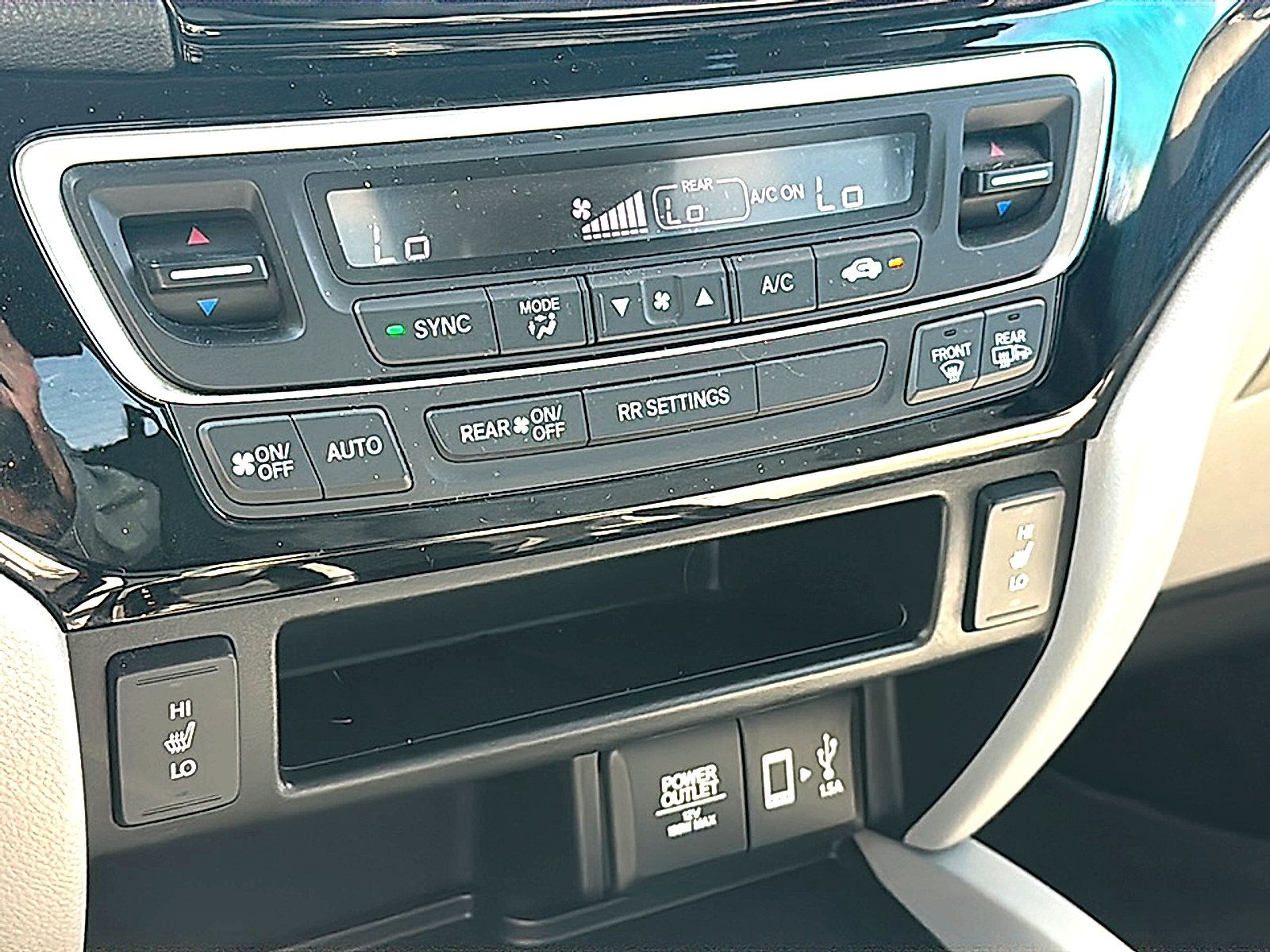 Used 2019 Honda Ridgeline RTL-E image 34