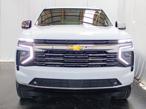 New 2026 Chevrolet Tahoe Premier w/ Sun And Tow Package image 2