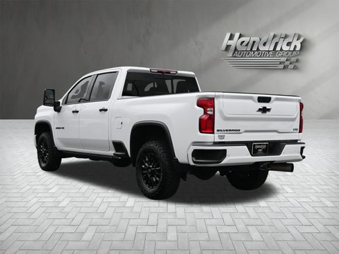 Used 2023 Chevrolet Silverado 2500 LTZ w/ LTZ Plus Package image 8