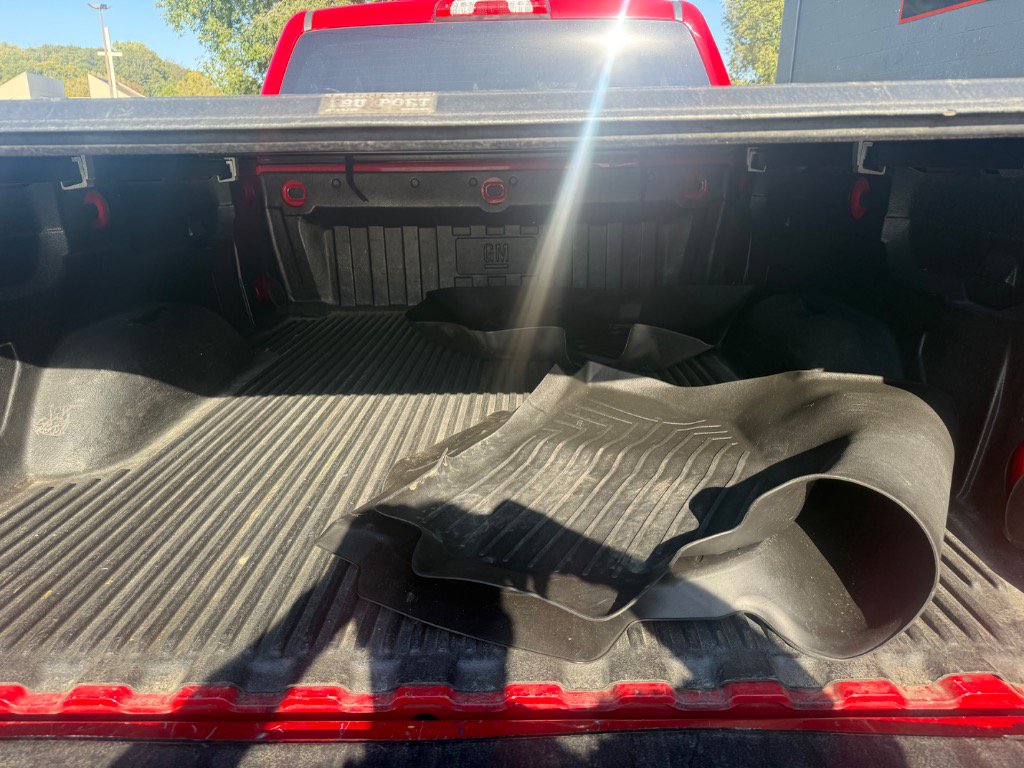 Used 2015 GMC Sierra 1500 SLE w/ SLE Value Package AWD/4WD image 10