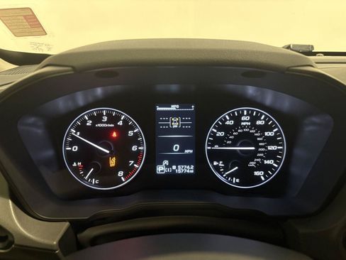 Used 2024 Subaru Crosstrek 2.0i Premium AWD/4WD image 14
