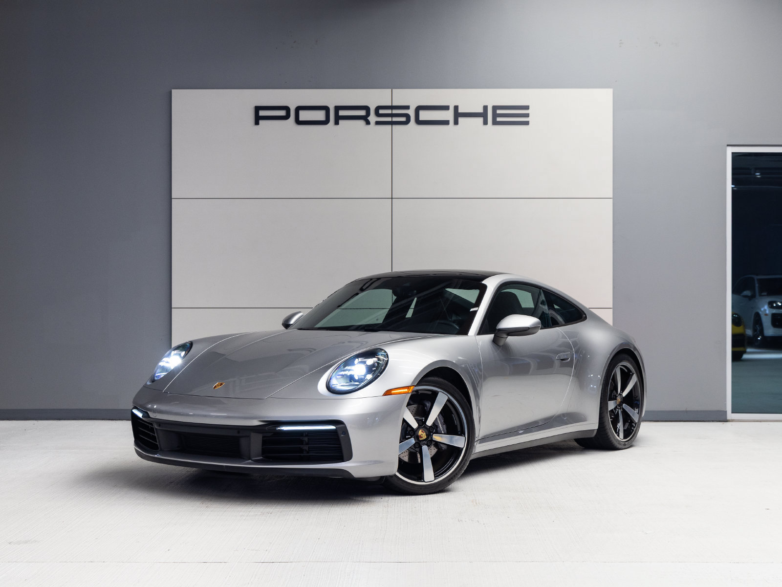 Certified 2022 Porsche 911 Carrera RWD image 1