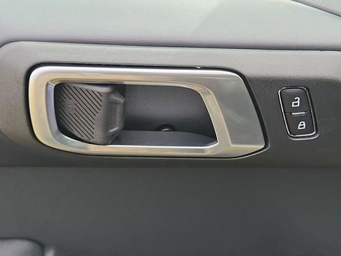 New 2025 Ford Bronco Badlands image 17